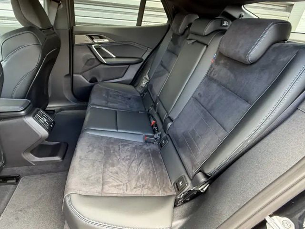 BMW iX2