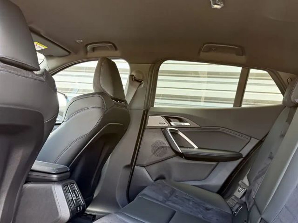 BMW iX2