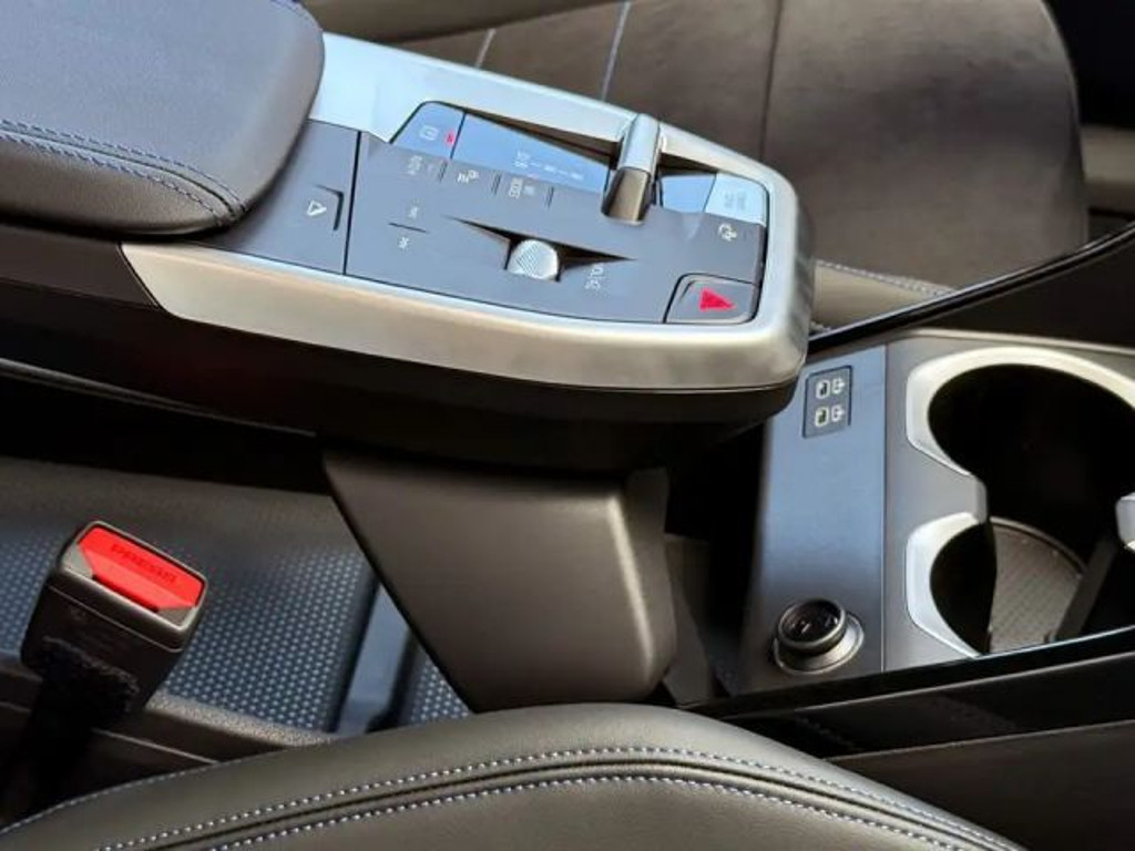 BMW iX2
