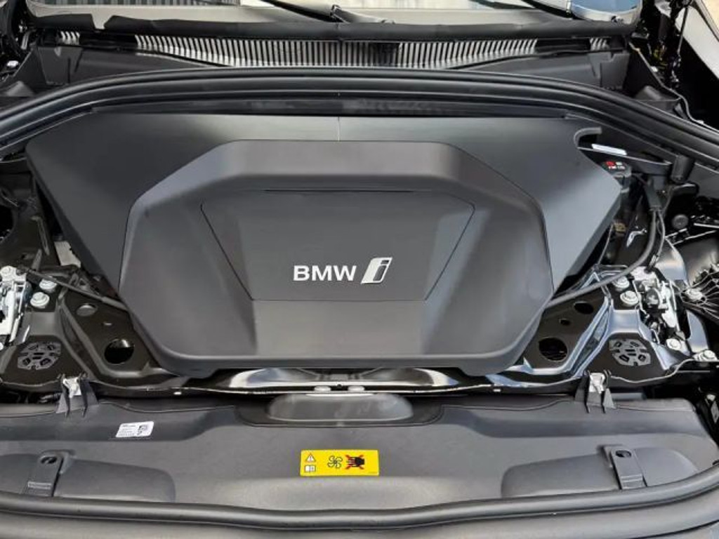 BMW iX2