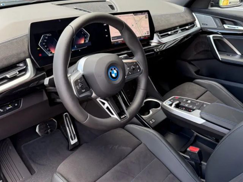 BMW iX2