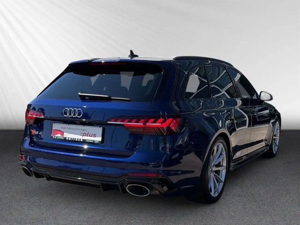 Audi RS4