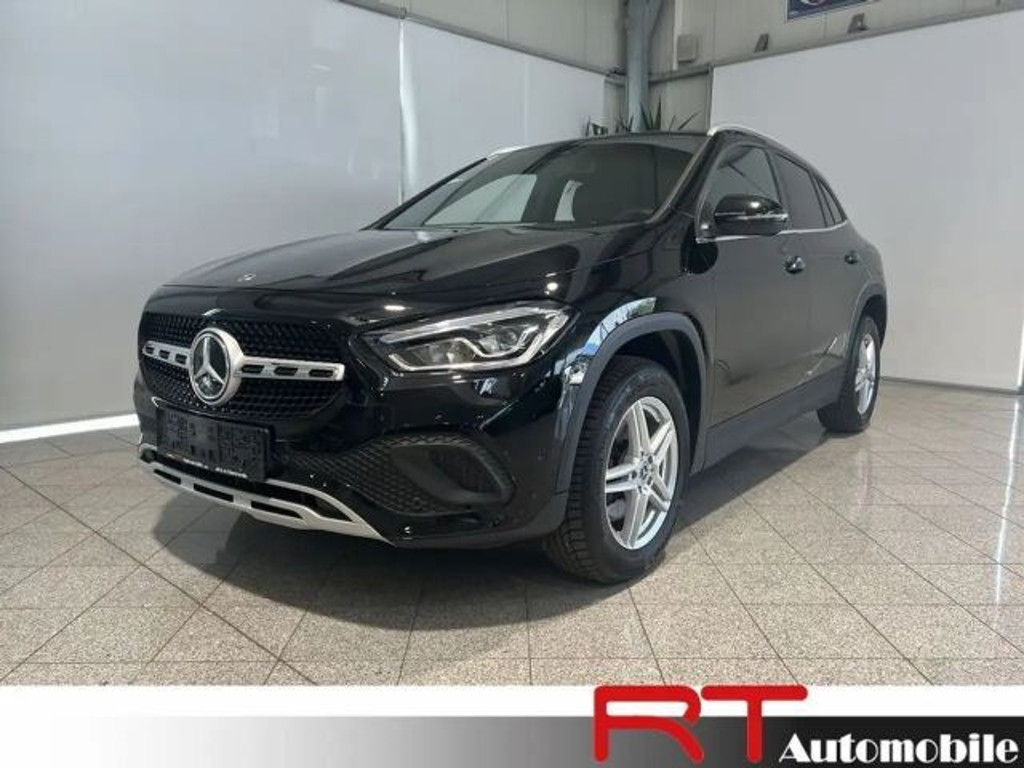 Mercedes-Benz GLA-Klasse GLA 200 4MATIC GLA 200 d