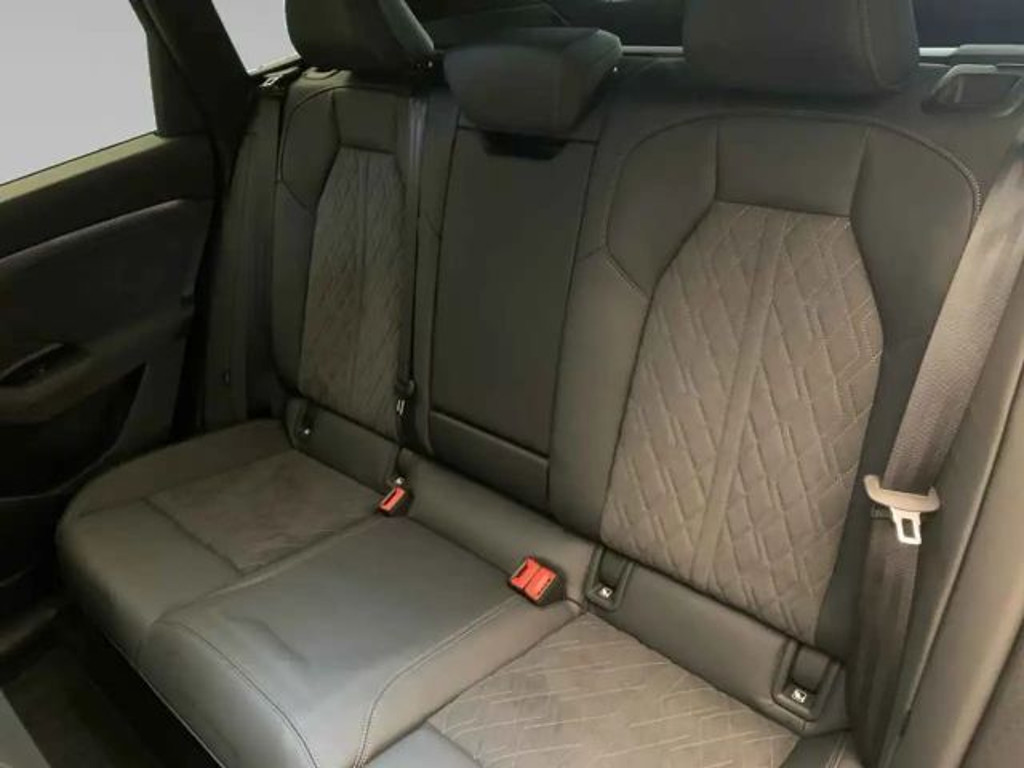 Audi SQ6 e-tron