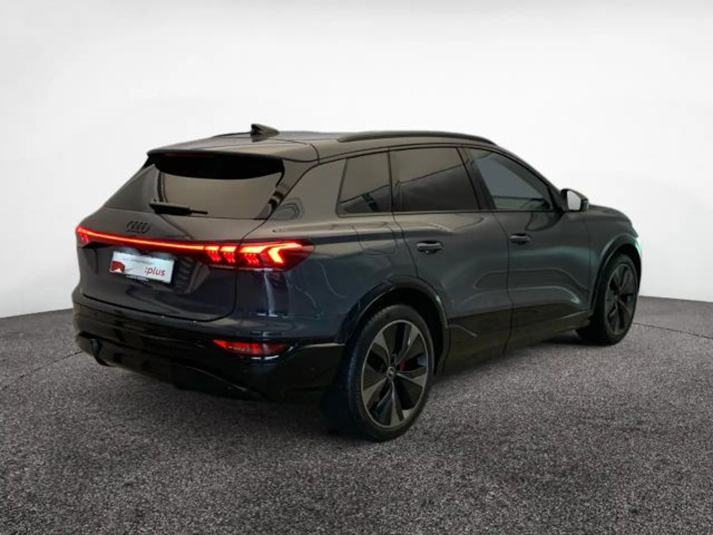 Audi SQ6 e-tron