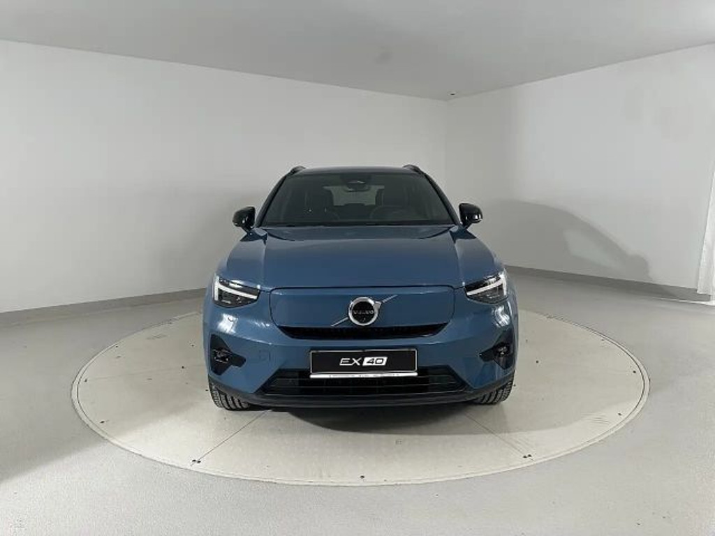Volvo EX40