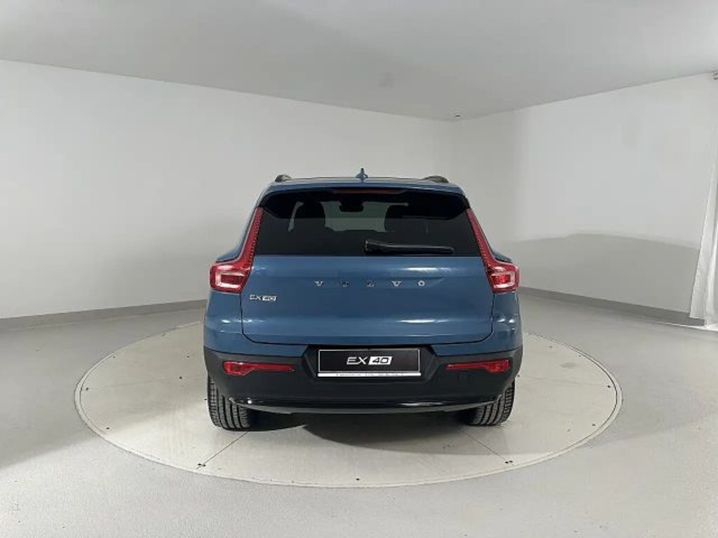 Volvo EX40
