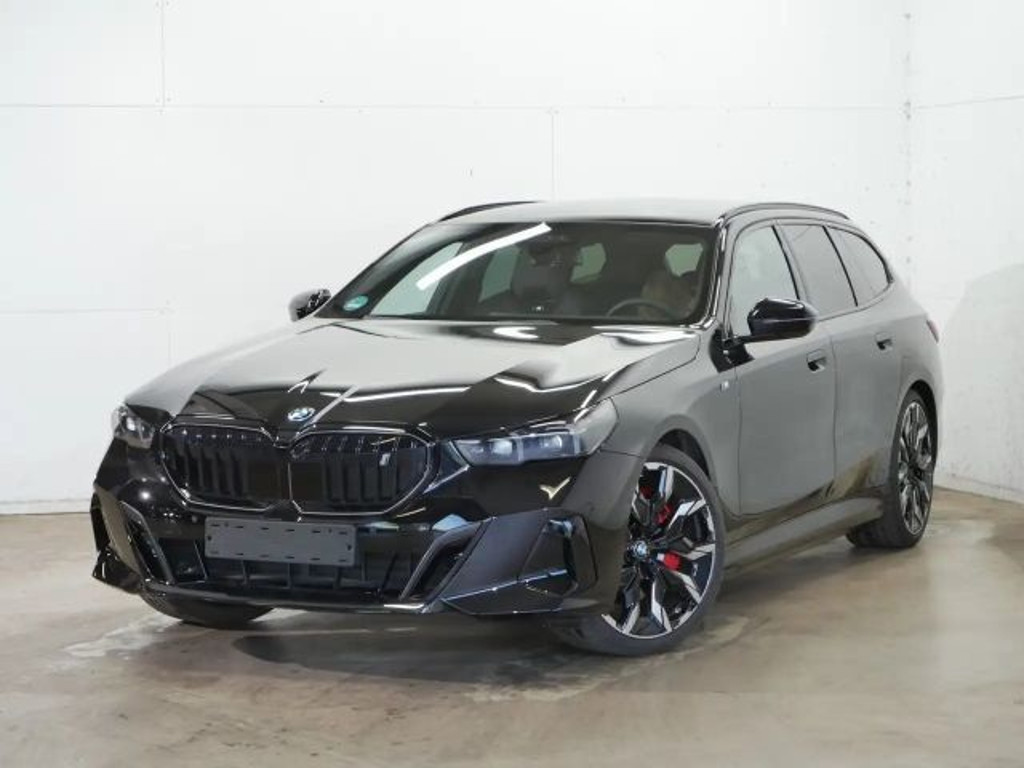 BMW i5 xDrive40 Sitzbelüftung vorn, Glasdach, Bowers & Wi