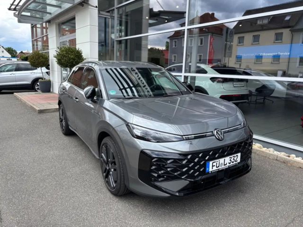 Volkswagen T-Roc DSG Style R-Line 1.5 eTSI