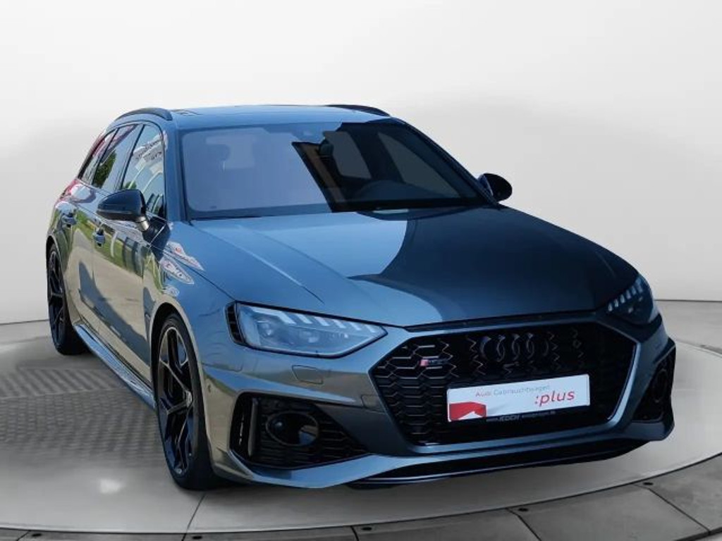 Audi RS4