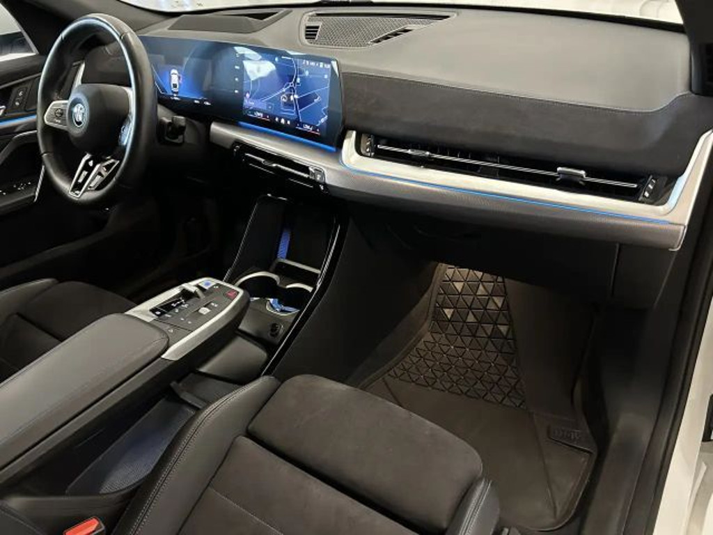 BMW iX2