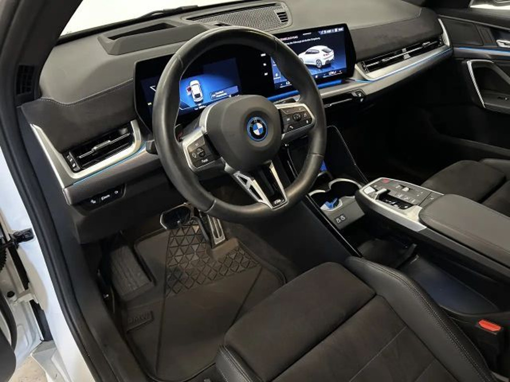 BMW iX2