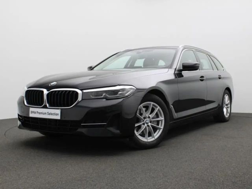 BMW 5 Serie 518 PANODAK - LEDER - NAVI - AUTOMAAT