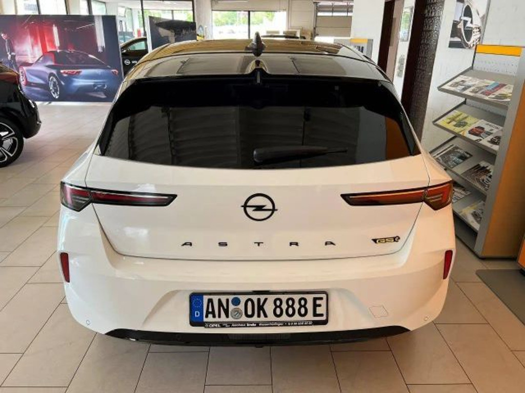 Opel Astra Innovation Hybrid GSe