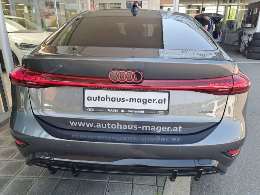 Audi A6 e-tron