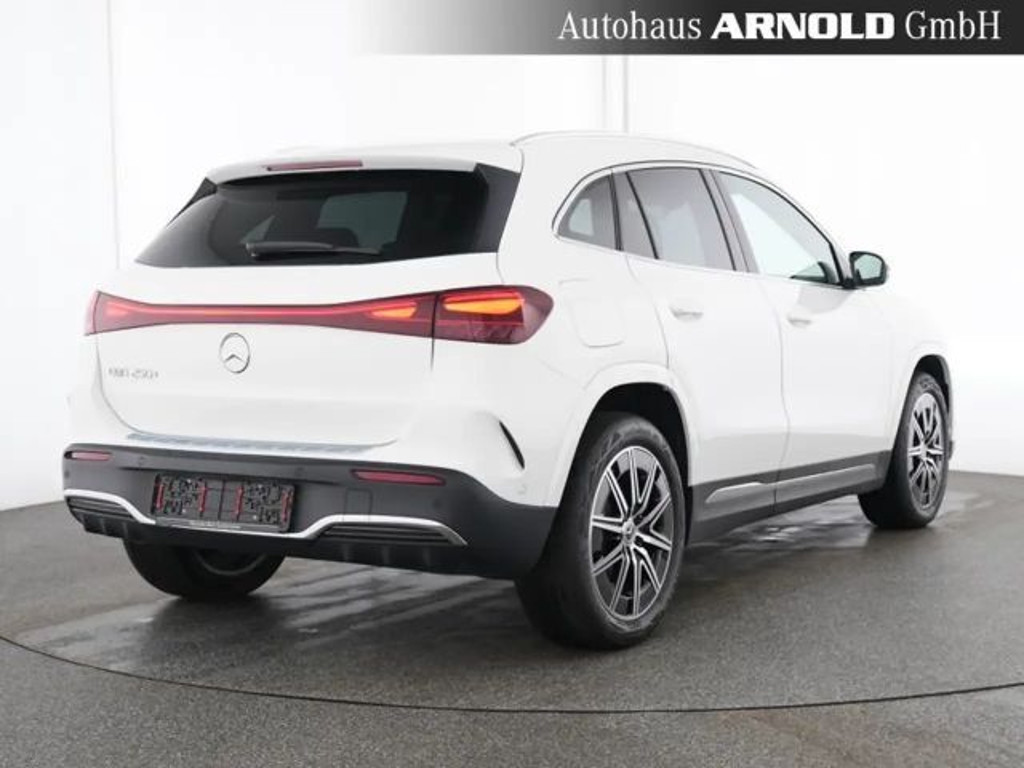 Mercedes-Benz E-Klasse EQA AMG Line 250