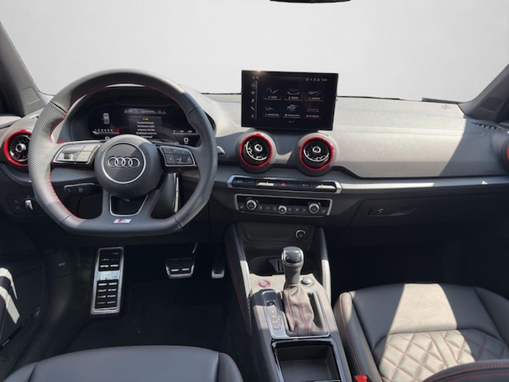 Audi SQ2