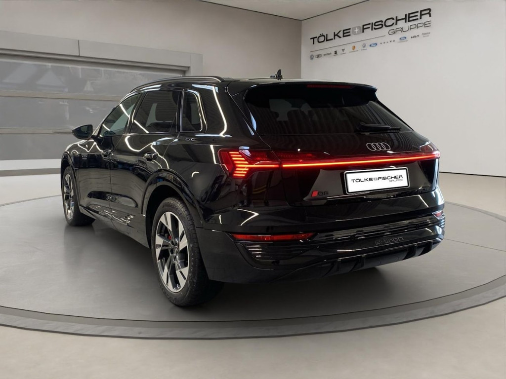 Audi Q8 e-tron