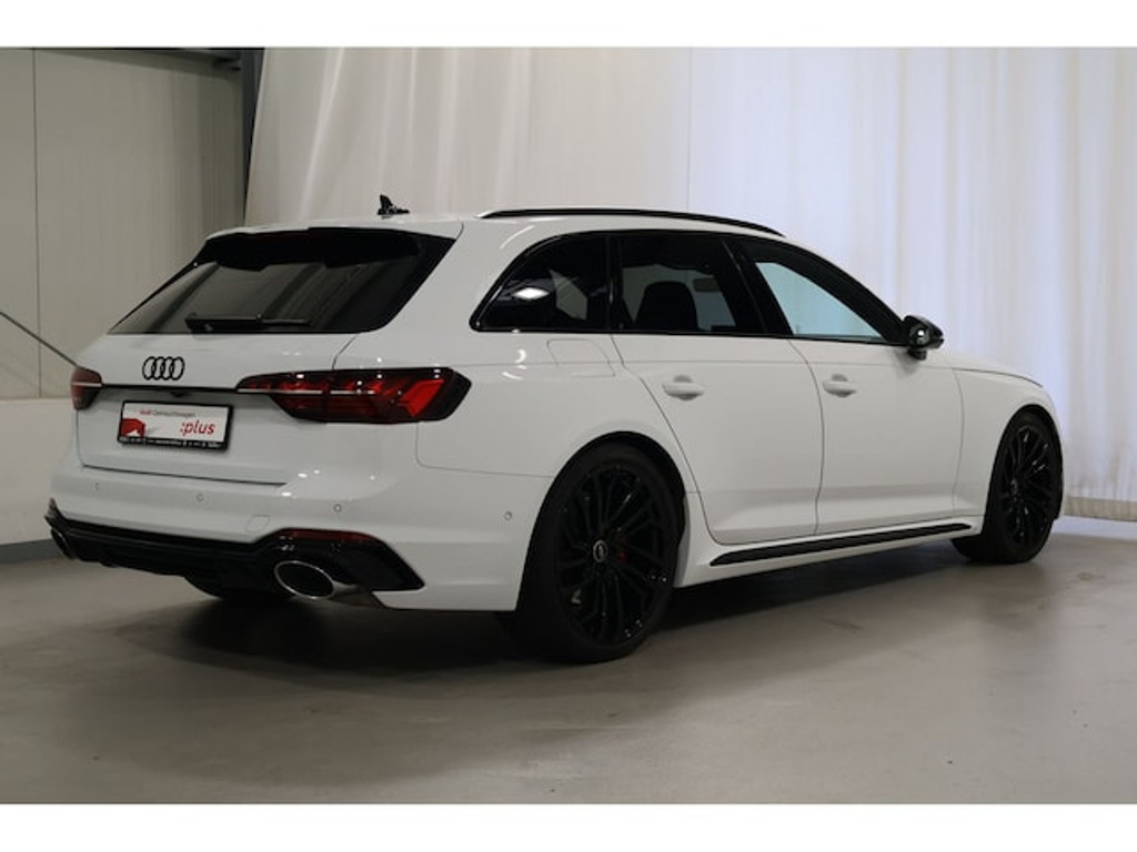 Audi RS4