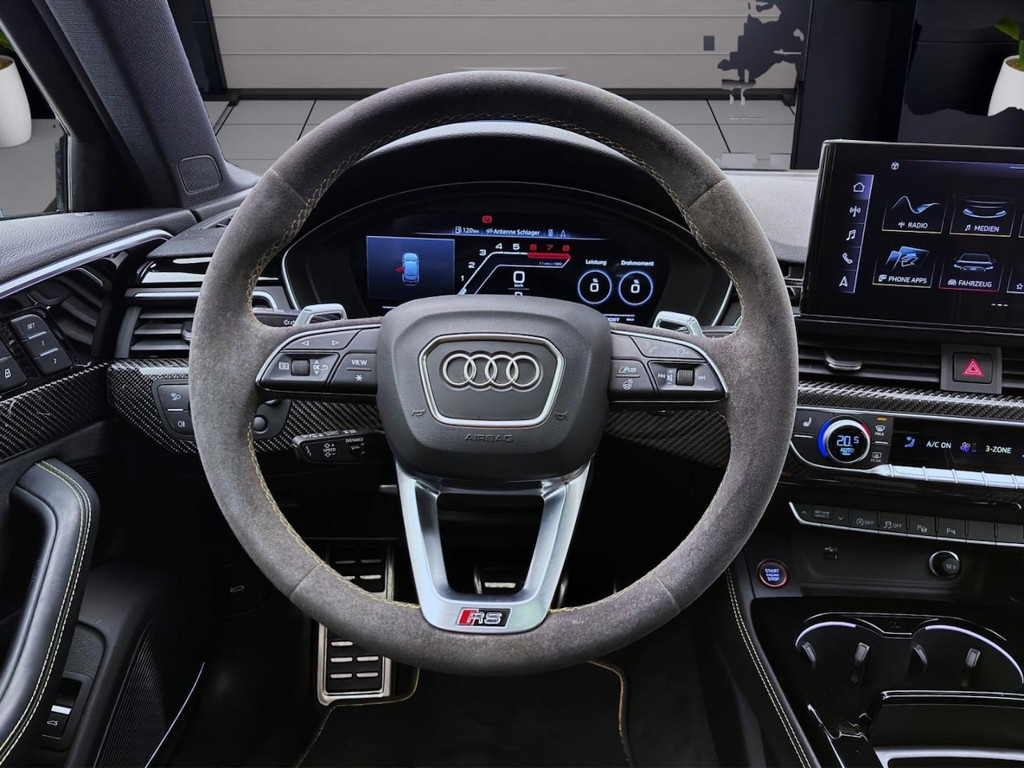 Audi RS4