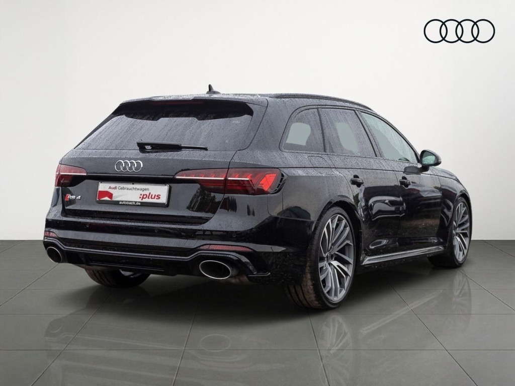 Audi RS4