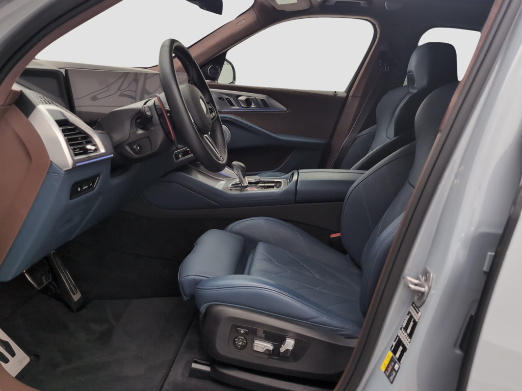 BMW XM
