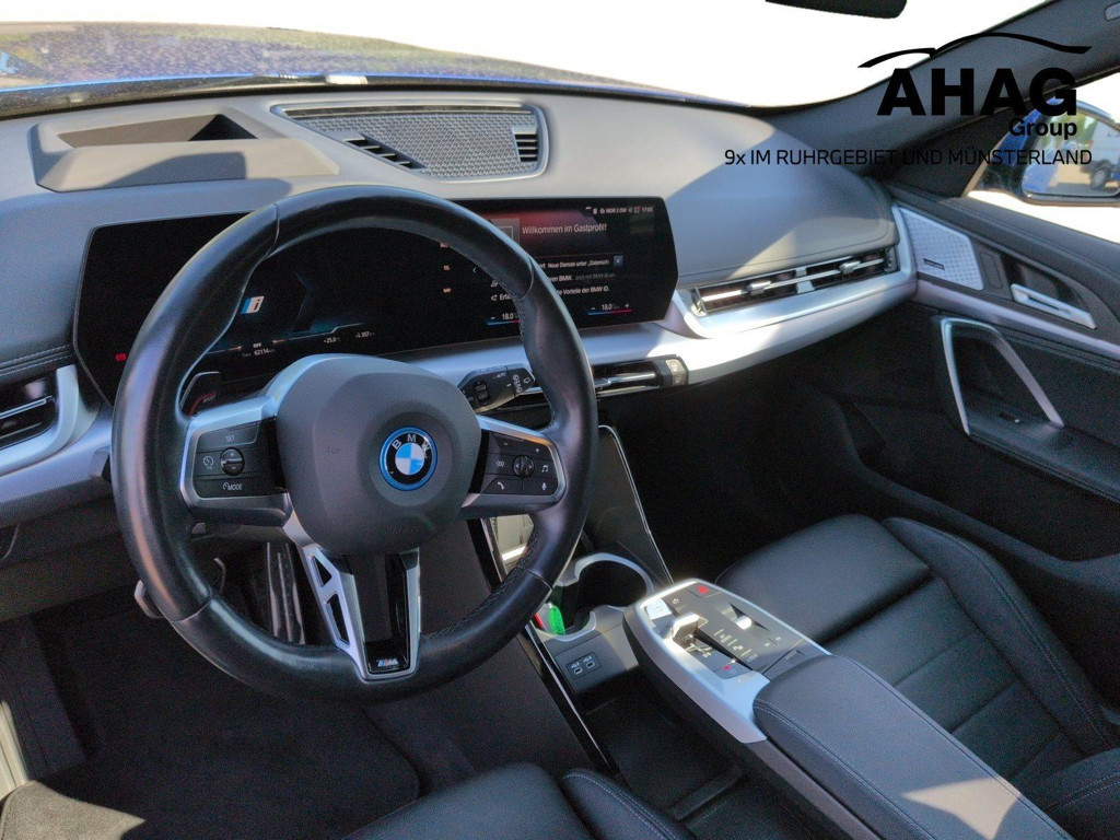 BMW iX1
