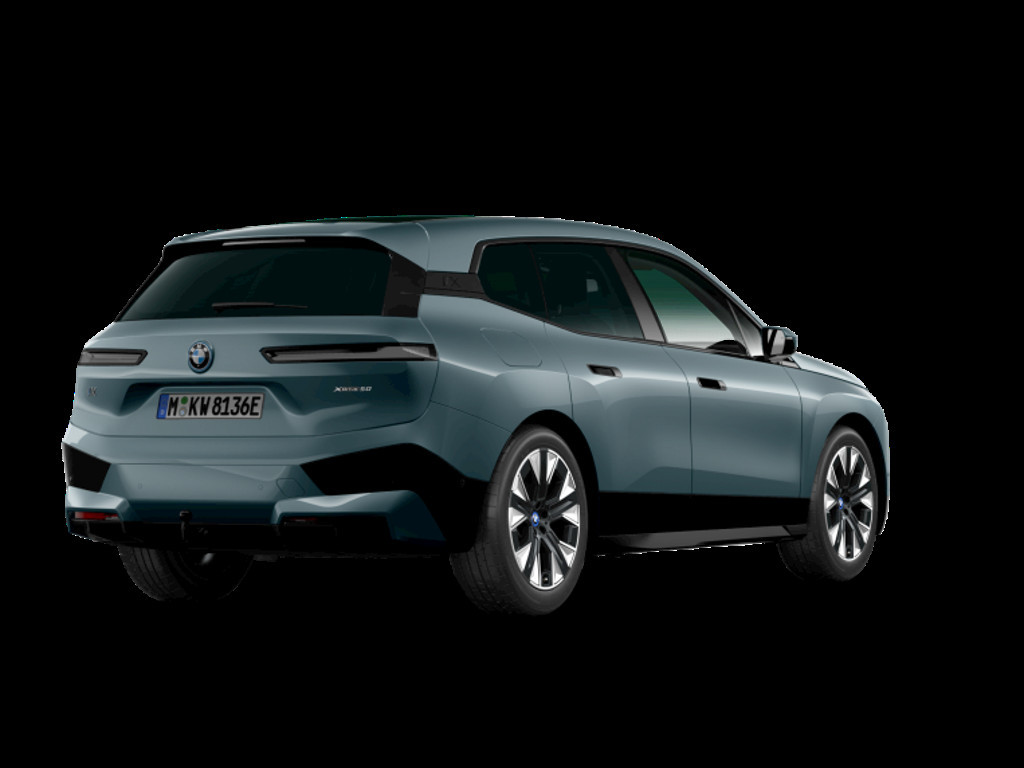 BMW iX