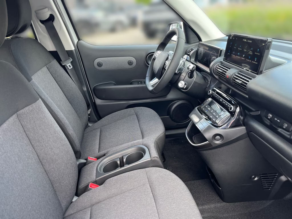 Hyundai INSTER