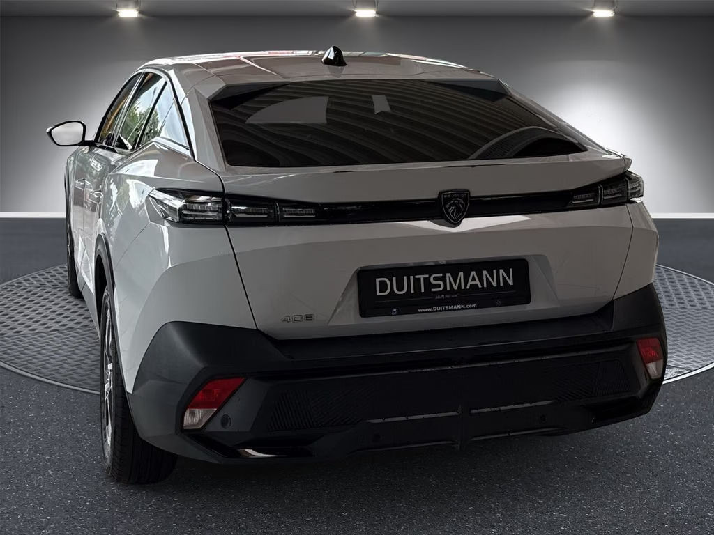 Peugeot 408