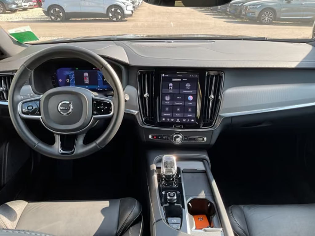 Volvo V90