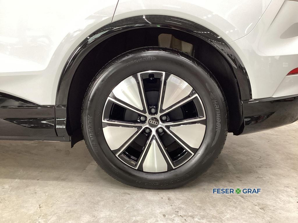 Audi Q4 e-tron Performance