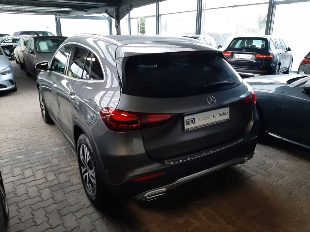 Mercedes-Benz GLA-Klasse