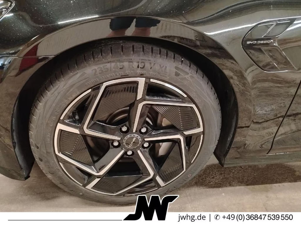 BYD Seal