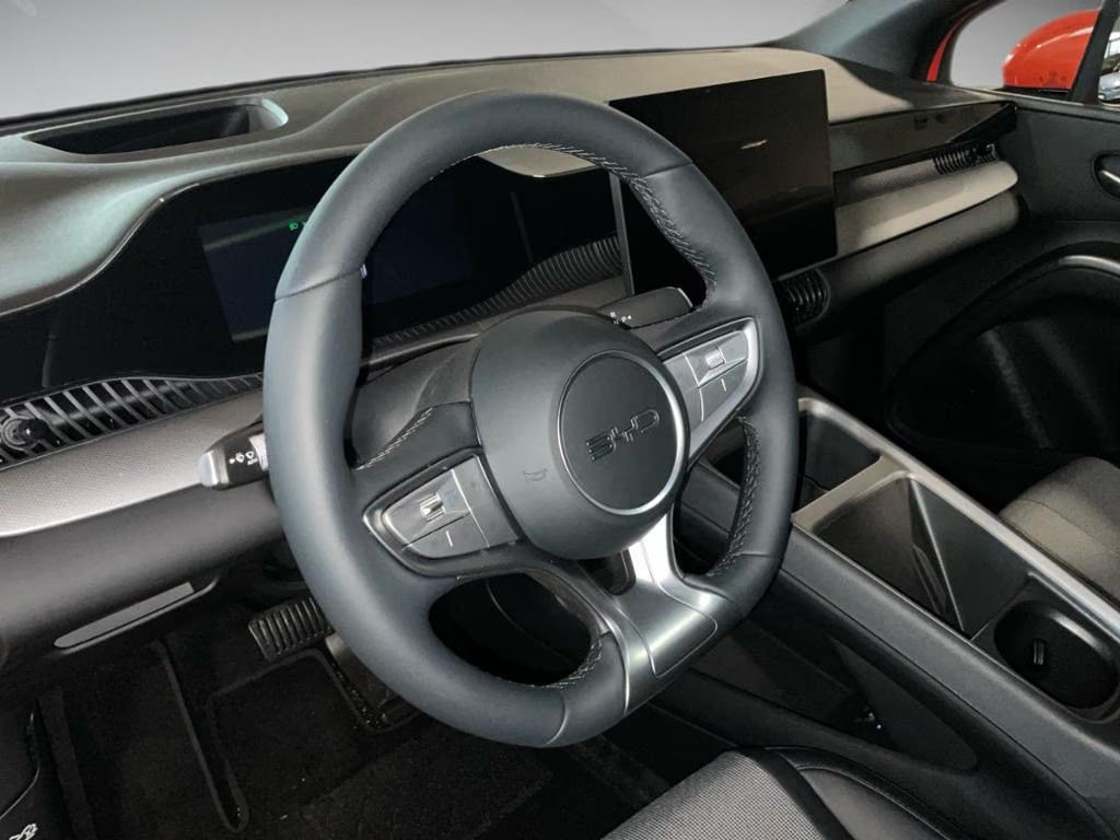 BYD Dolphin