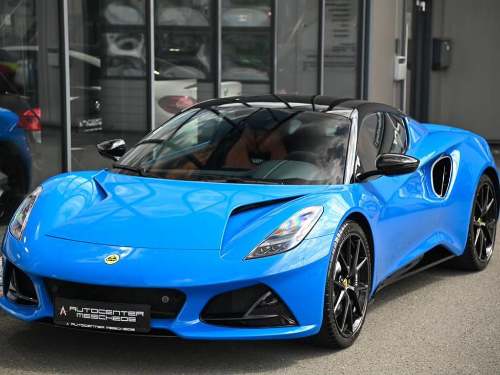 Lotus Emira
