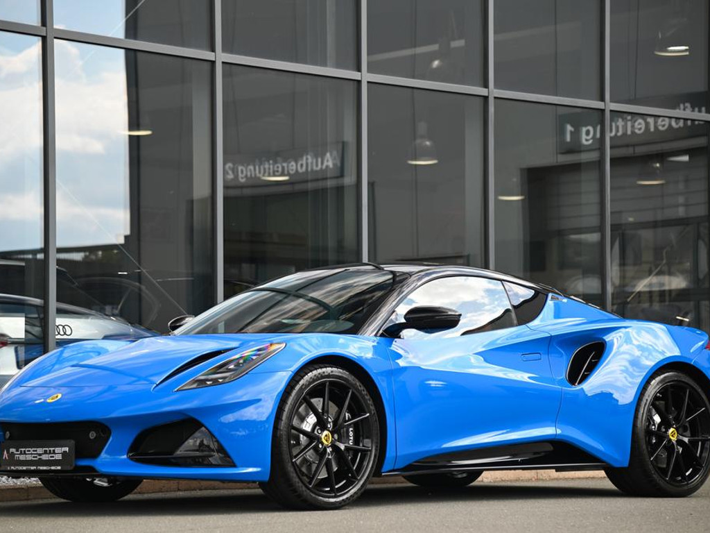 Lotus Emira