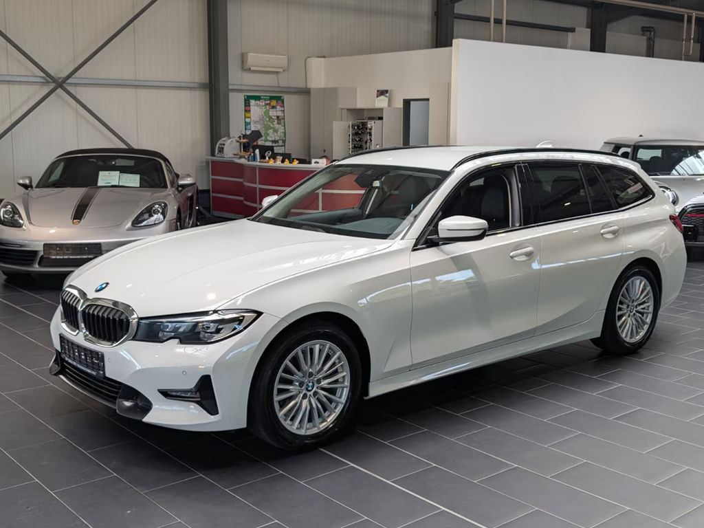 BMW 3 Serie 318 Sport Line Touring 318i
