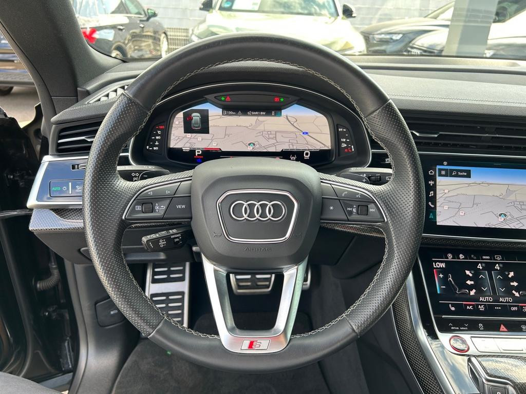 Audi SQ8