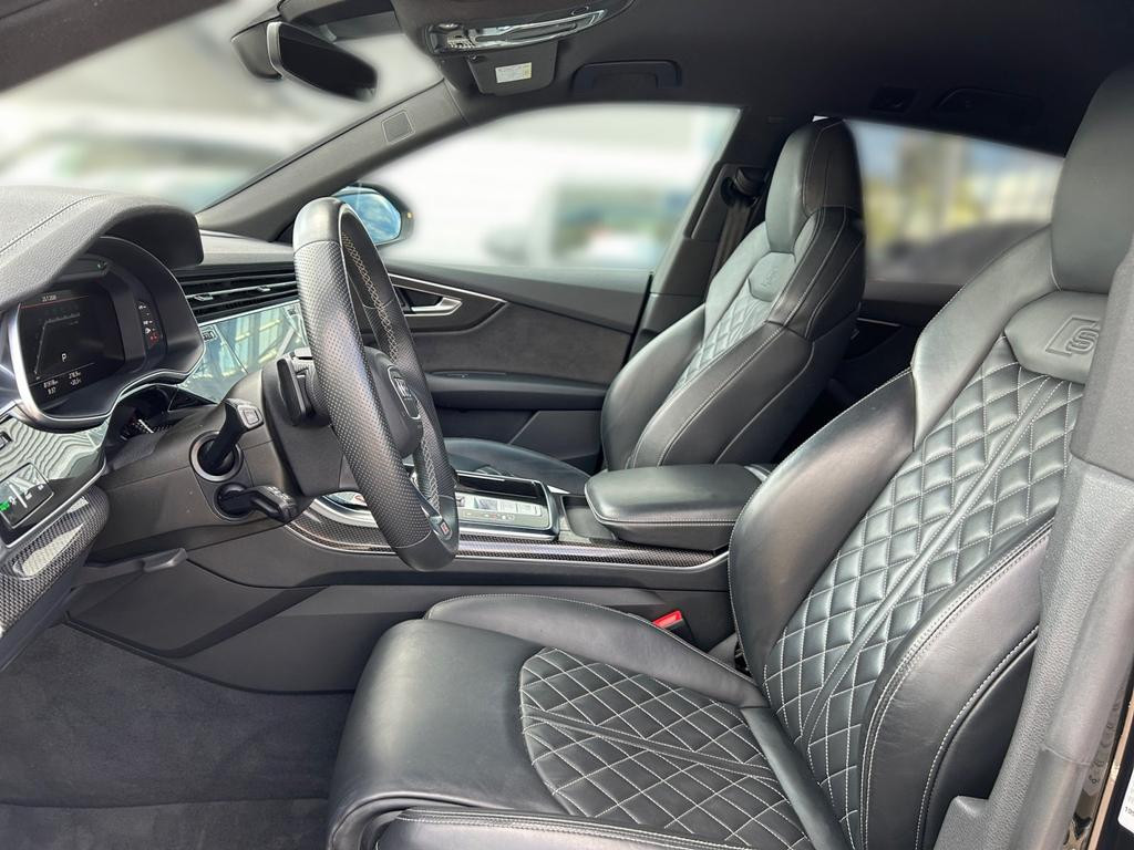Audi SQ8