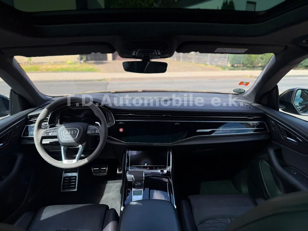 Audi RS Q8