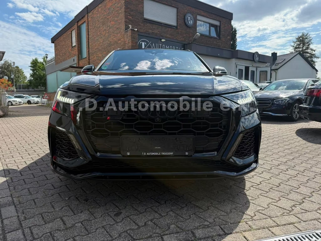 Audi RS Q8