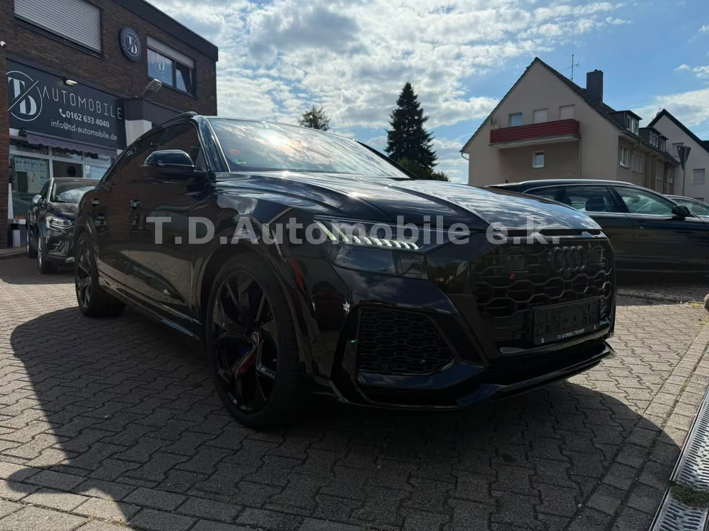 Audi RS Q8