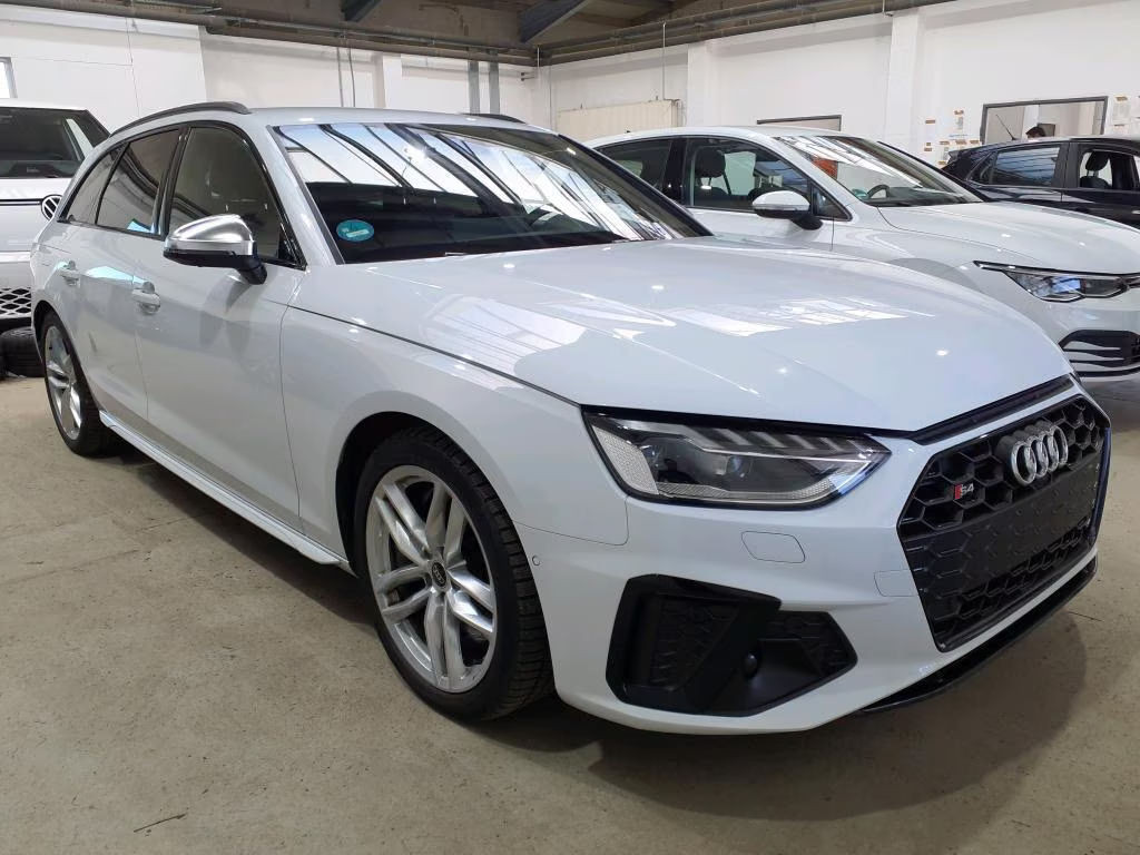 Audi S4