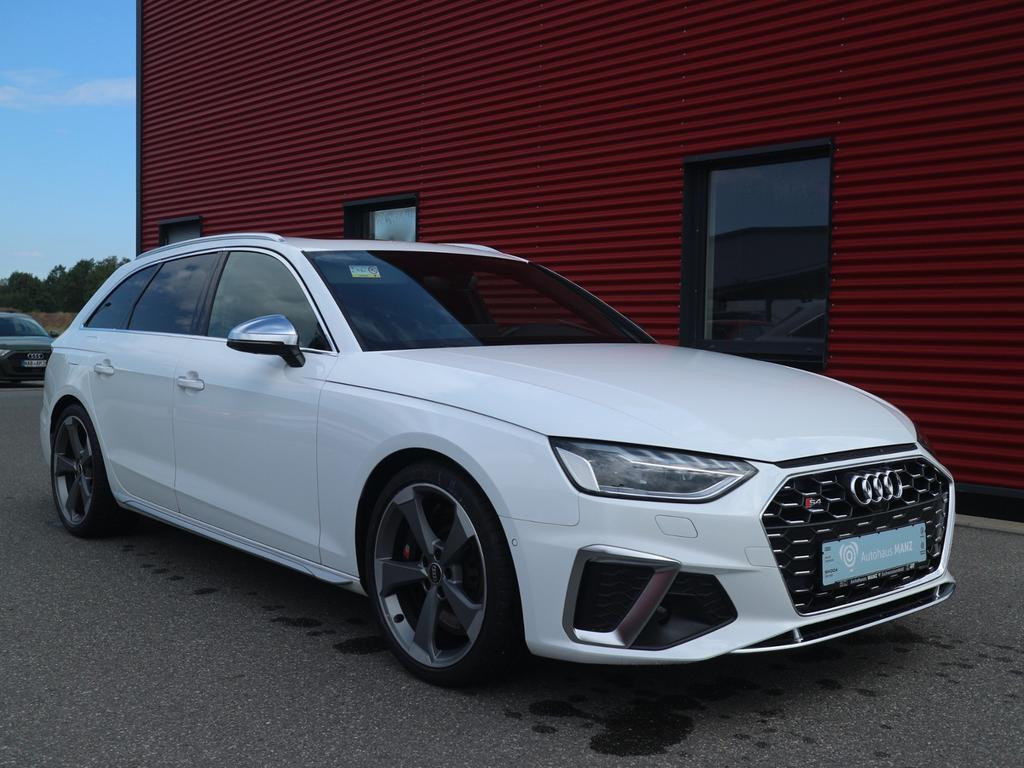 Audi S4