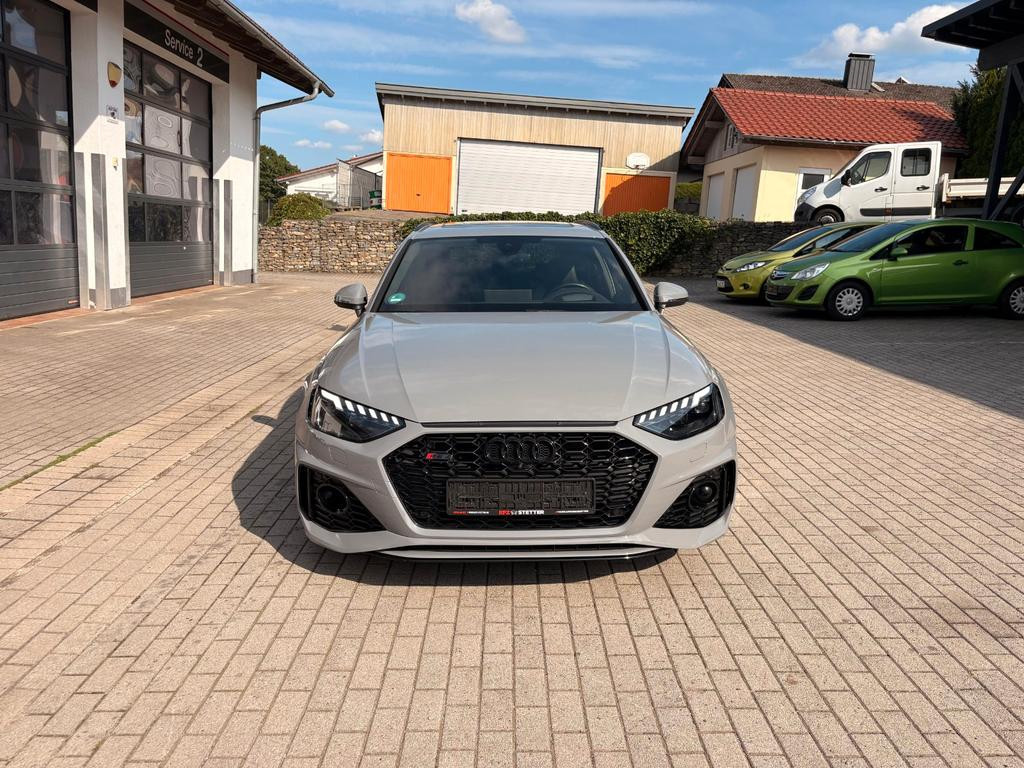 Audi RS4