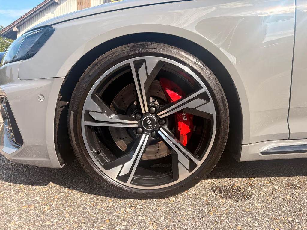 Audi RS4