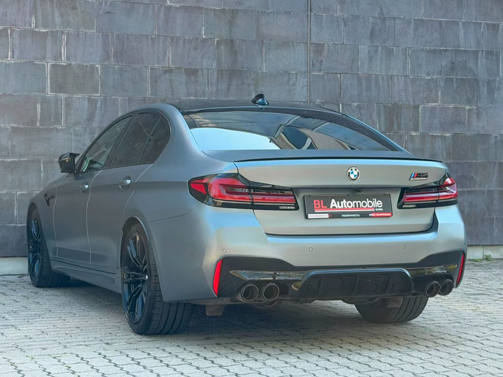 BMW M5