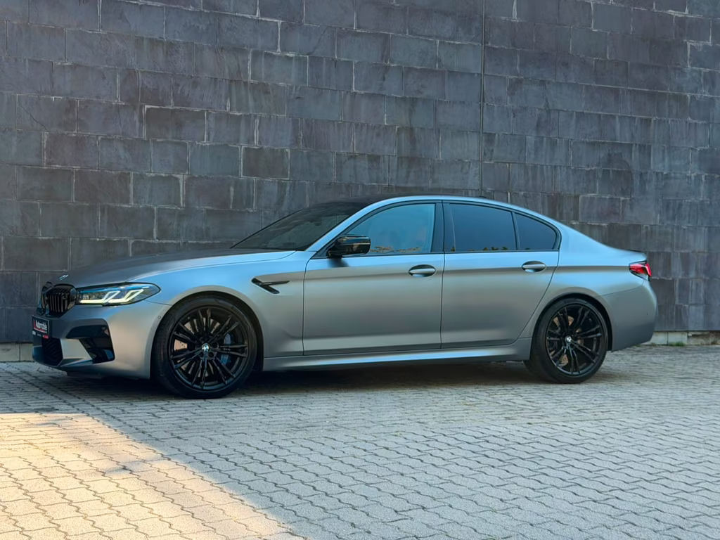 BMW M5