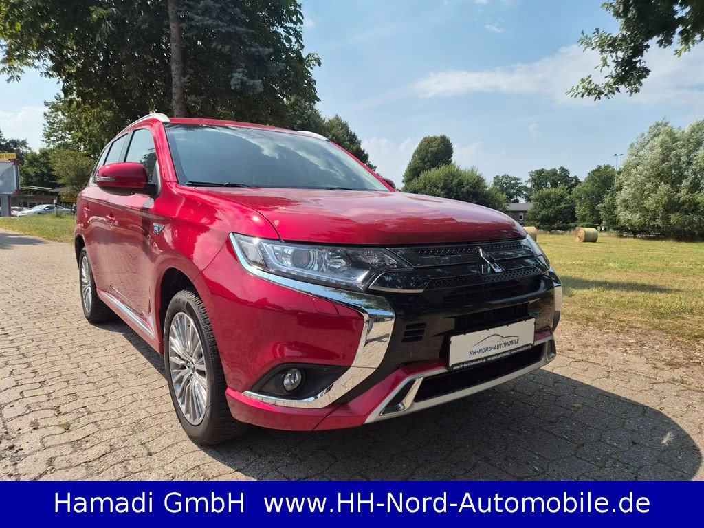 Mitsubishi Outlander PHEV 4WD